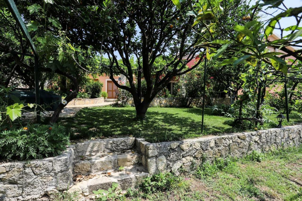 Maison d'hôtes Garden House Kastellani à Kastellanoi  Extérieur photo